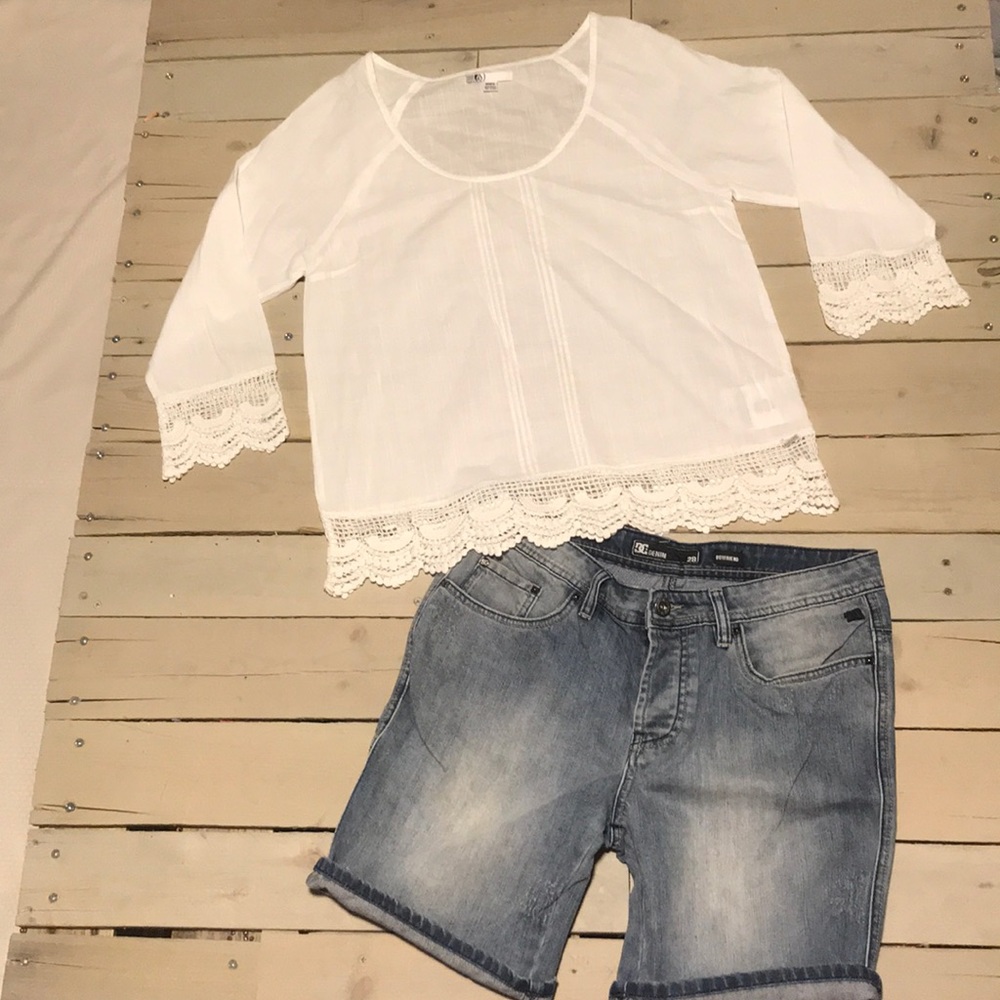 Element Lattice Top & DC Boyfriend Jean Shorts